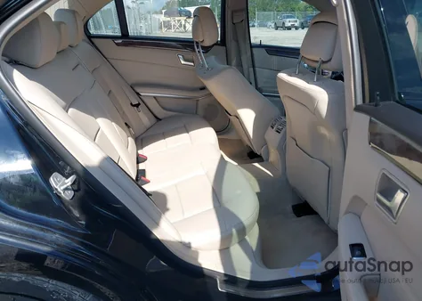 2014 Mercedes-Benz E 350 z USA, uszkodzony, nr VIN WDDHF5KBXEB031657